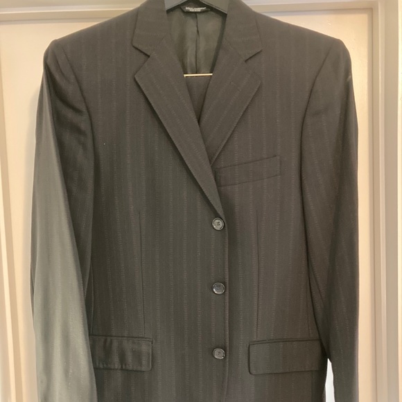 Dolce & Gabbana Men’s Suit Size 40R